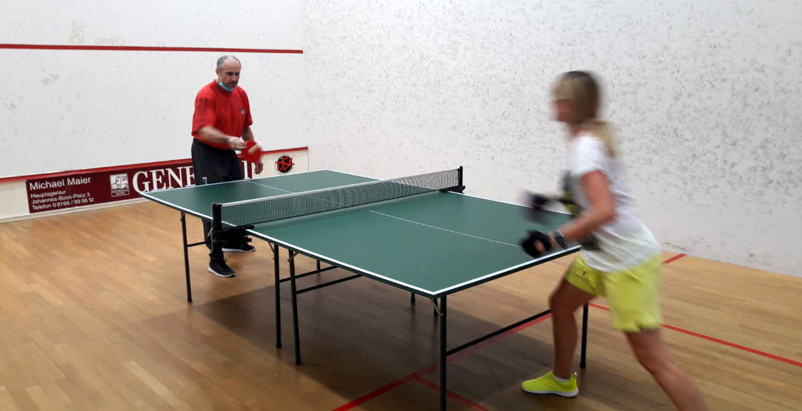 Tischtennis im Squash- u. Badmintoncenter Allershausen 